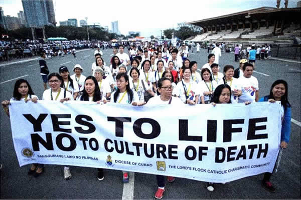 Filipinos march for life in Metro Manila