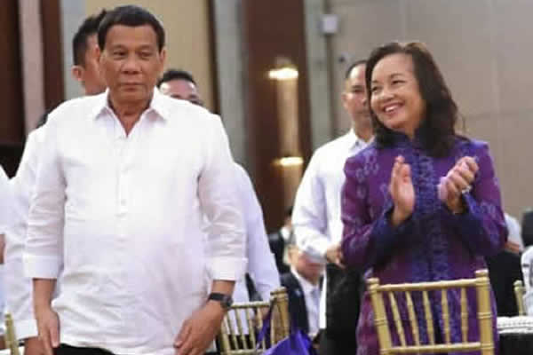 President Rodrigo Duterte and new Speaker of the House of Representatives, Gloria Macapagal-Arroyo